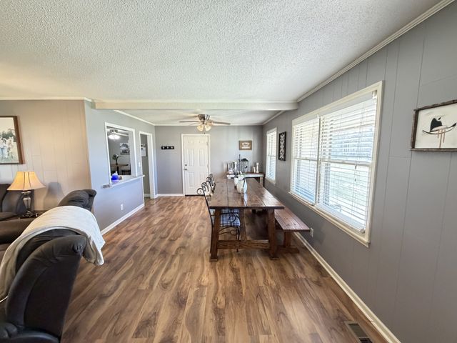 101 Royal Oak Dr, Winchester, TN 37398