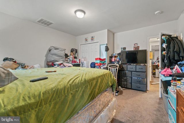 2405 BARCLAY ST, Baltimore, MD 21218