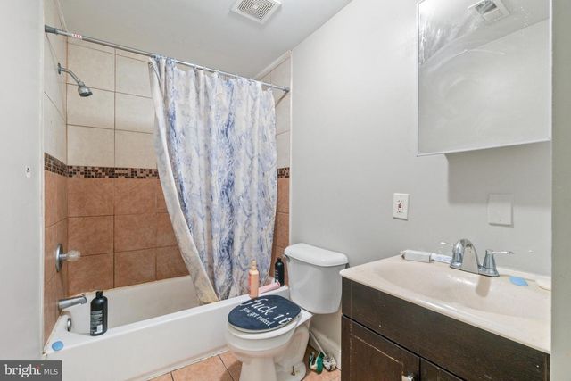 2405 BARCLAY ST, Baltimore, MD 21218