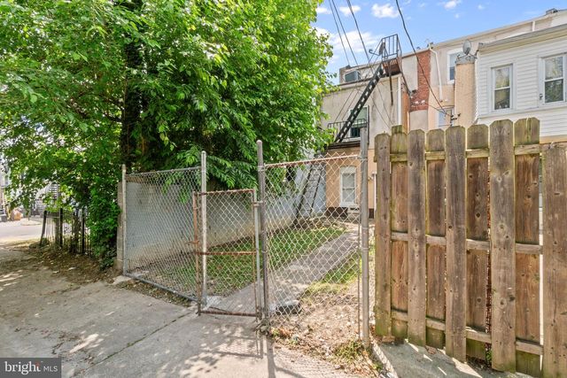 2405 BARCLAY ST, Baltimore, MD 21218