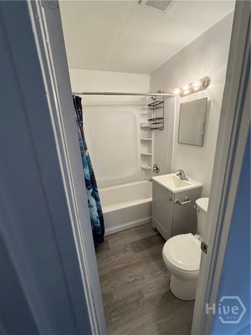 30 Pine Valley Road, Savannah, GA 31404