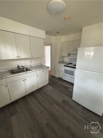 30 Pine Valley Road, Savannah, GA 31404