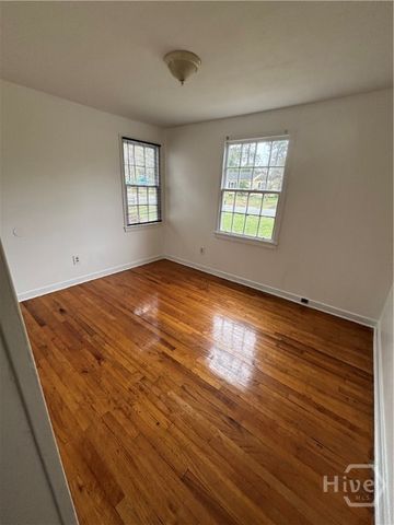 30 Pine Valley Road, Savannah, GA 31404