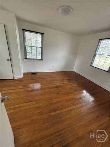 30 Pine Valley Road, Savannah, GA 31404