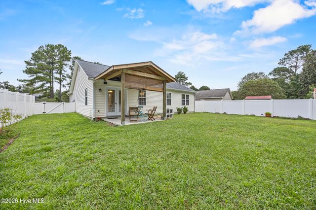 1112 Sunburst Way, Leland, NC 28451