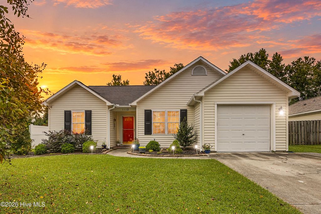 1112 Sunburst Way, Leland, NC 28451