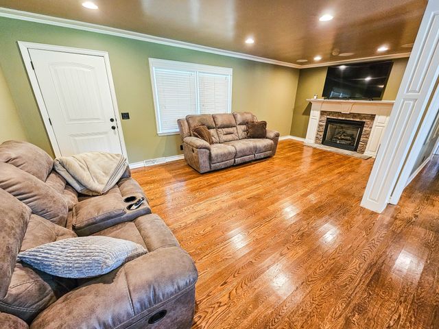 107 Ledgeview Dr, Shelbyville, TN 37160