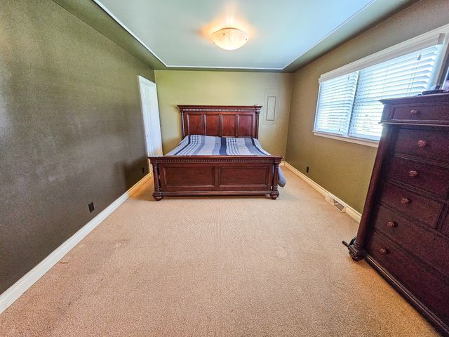 107 Ledgeview Dr, Shelbyville, TN 37160