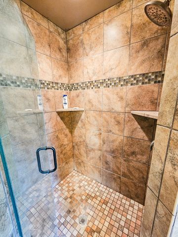 107 Ledgeview Dr, Shelbyville, TN 37160