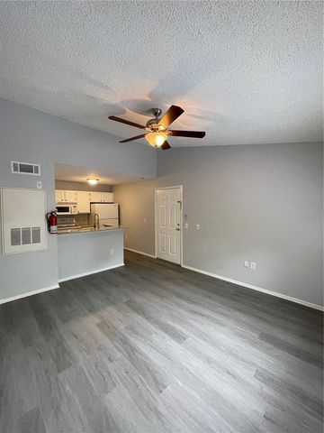 5295 IMAGES CIRCLE 201, Kissimmee, FL 34746
