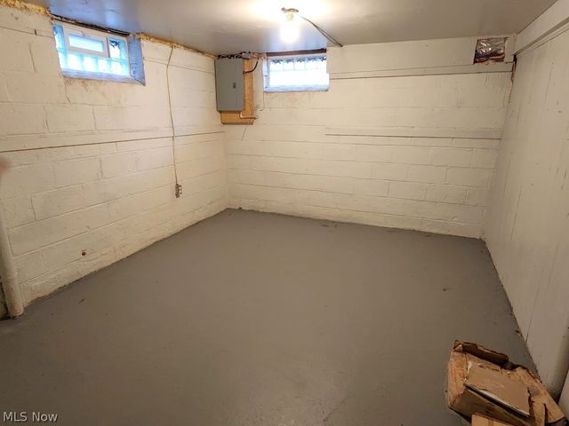 8509 Jeffries Avenue, Cleveland, OH 44105