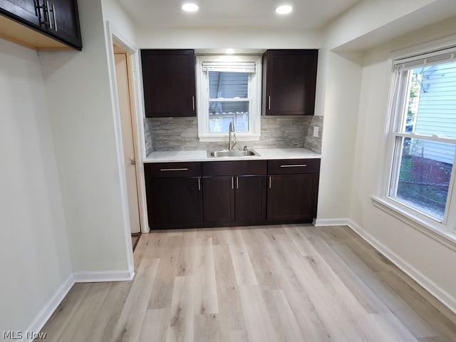 8509 Jeffries Avenue, Cleveland, OH 44105