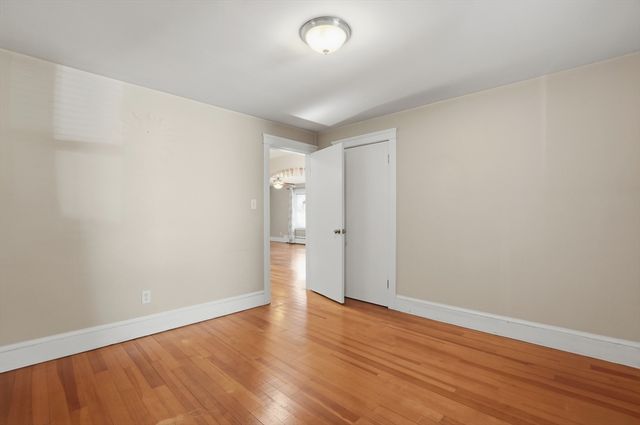 6 Guillotte Street, Acushnet, MA 02743