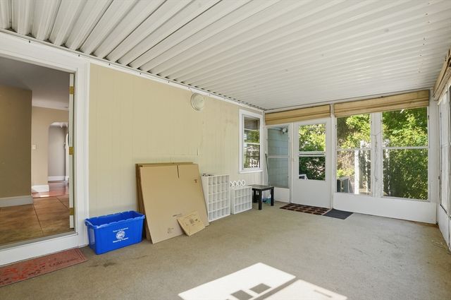 6 Guillotte Street, Acushnet, MA 02743