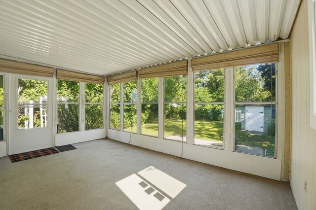 6 Guillotte Street, Acushnet, MA 02743