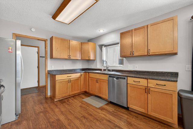 313 Sullivan Drive, Colona, IL 61241