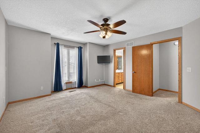 313 Sullivan Drive, Colona, IL 61241