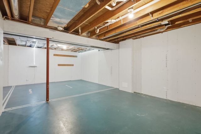 313 Sullivan Drive, Colona, IL 61241