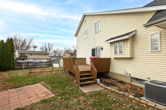 313 Sullivan Drive, Colona, IL 61241