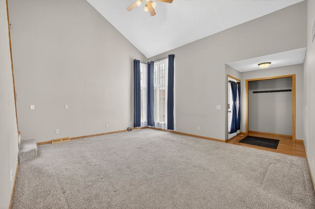 313 Sullivan Drive, Colona, IL 61241