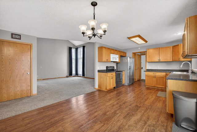 313 Sullivan Drive, Colona, IL 61241