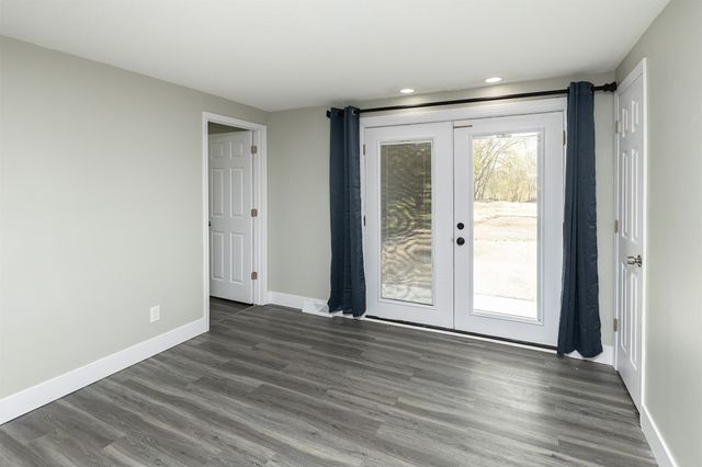 5210 NW 62nd Avenue, Johnston, IA 50131