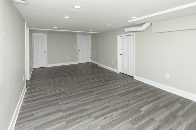 5210 NW 62nd Avenue, Johnston, IA 50131
