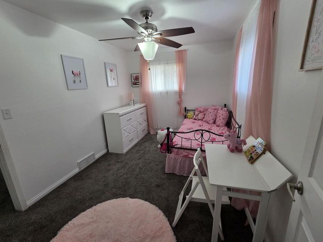 2811 Ruby AVENUE, Racine, WI 53402