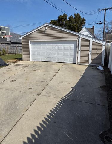 2811 Ruby AVENUE, Racine, WI 53402