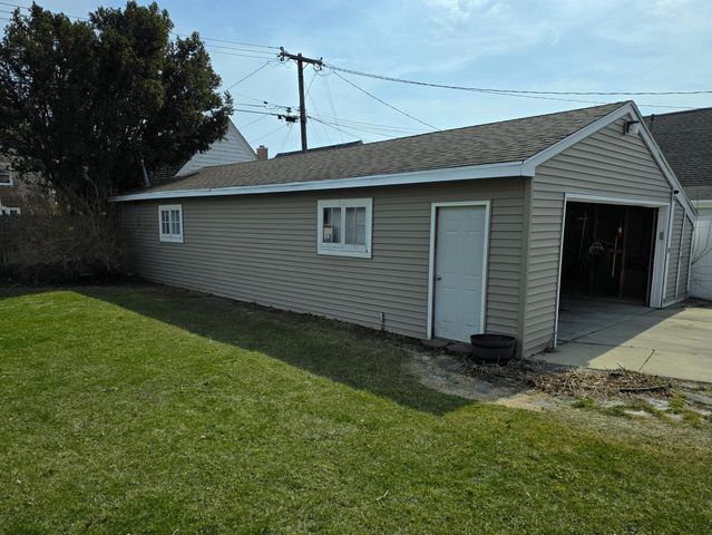 2811 Ruby AVENUE, Racine, WI 53402