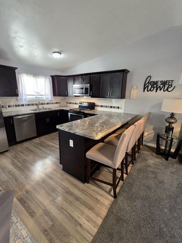 2811 Ruby AVENUE, Racine, WI 53402