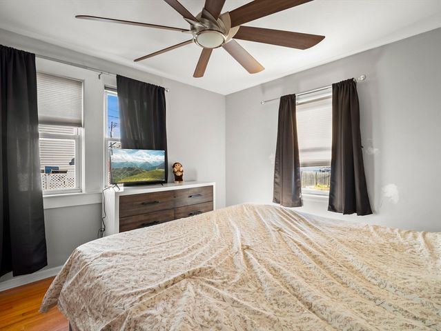 95 S Highland St, Lowell, MA 01852