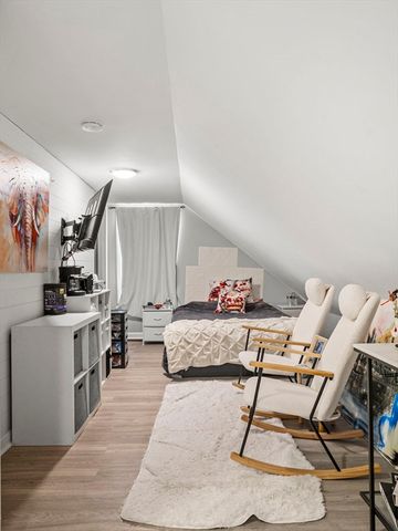 95 S Highland St, Lowell, MA 01852