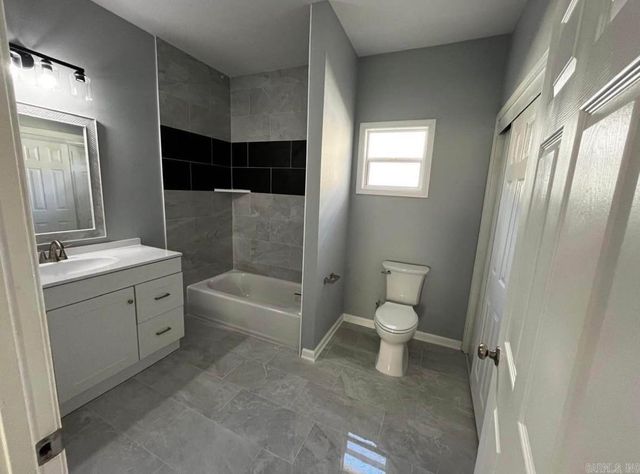 4311 W 24th Street, Little Rock, AR 72204