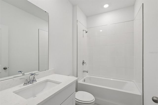 49 WANDERING CREEK WAY, Palm Coast, FL 32164