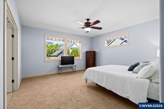 1394 NE 17th Av, Canby, OR 97013