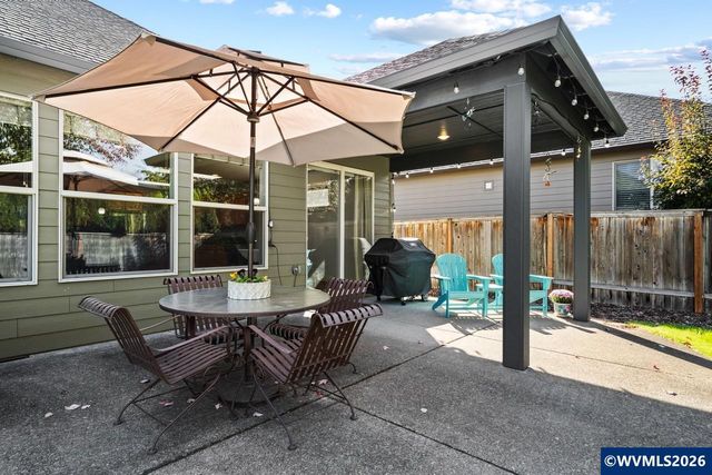 1394 NE 17th Av, Canby, OR 97013