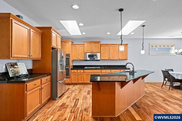 1394 NE 17th Av, Canby, OR 97013