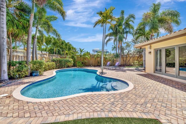2107 NE 15th St, Fort Lauderdale, FL 33304