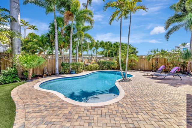 2107 NE 15th St, Fort Lauderdale, FL 33304