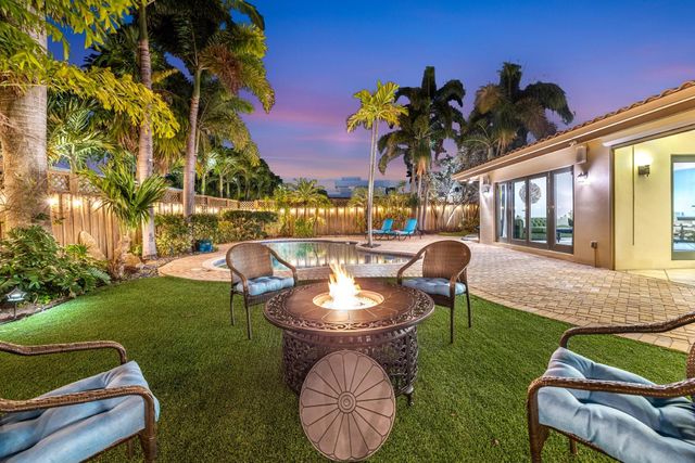 2107 NE 15th St, Fort Lauderdale, FL 33304