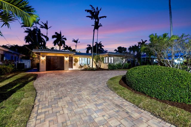 2107 NE 15th St, Fort Lauderdale, FL 33304