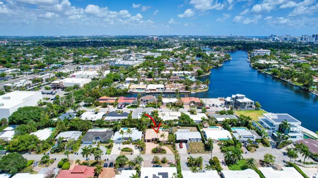 2107 NE 15th St, Fort Lauderdale, FL 33304