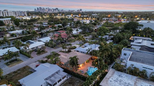 2107 NE 15th St, Fort Lauderdale, FL 33304