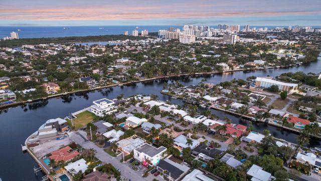 2107 NE 15th St, Fort Lauderdale, FL 33304