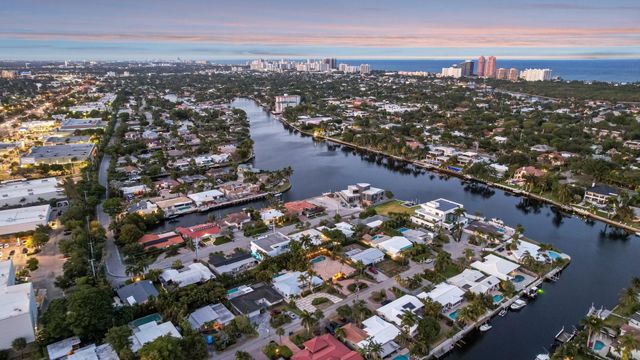 2107 NE 15th St, Fort Lauderdale, FL 33304