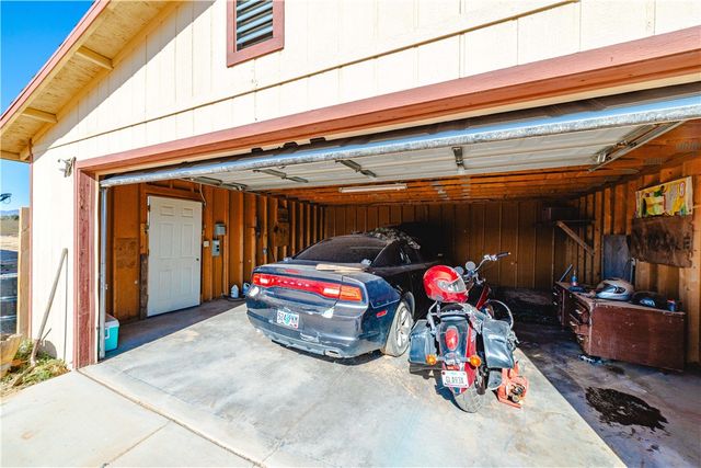 3578 N Santa Maria Rd Road, Golden Valley, AZ 86413