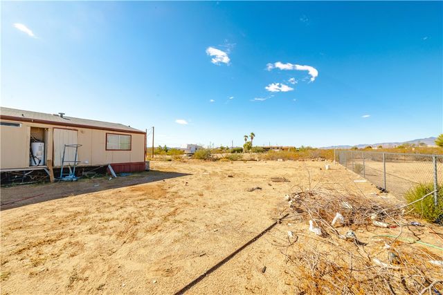 3578 N Santa Maria Rd Road, Golden Valley, AZ 86413