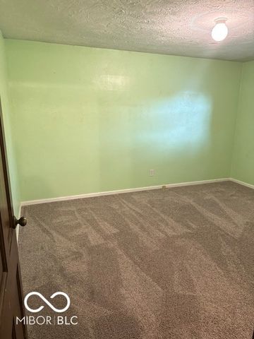 5037 Timberwood Circles, Anderson, IN 46012