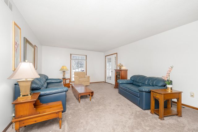 6100 Torrington Road, Kalamazoo, MI 49009